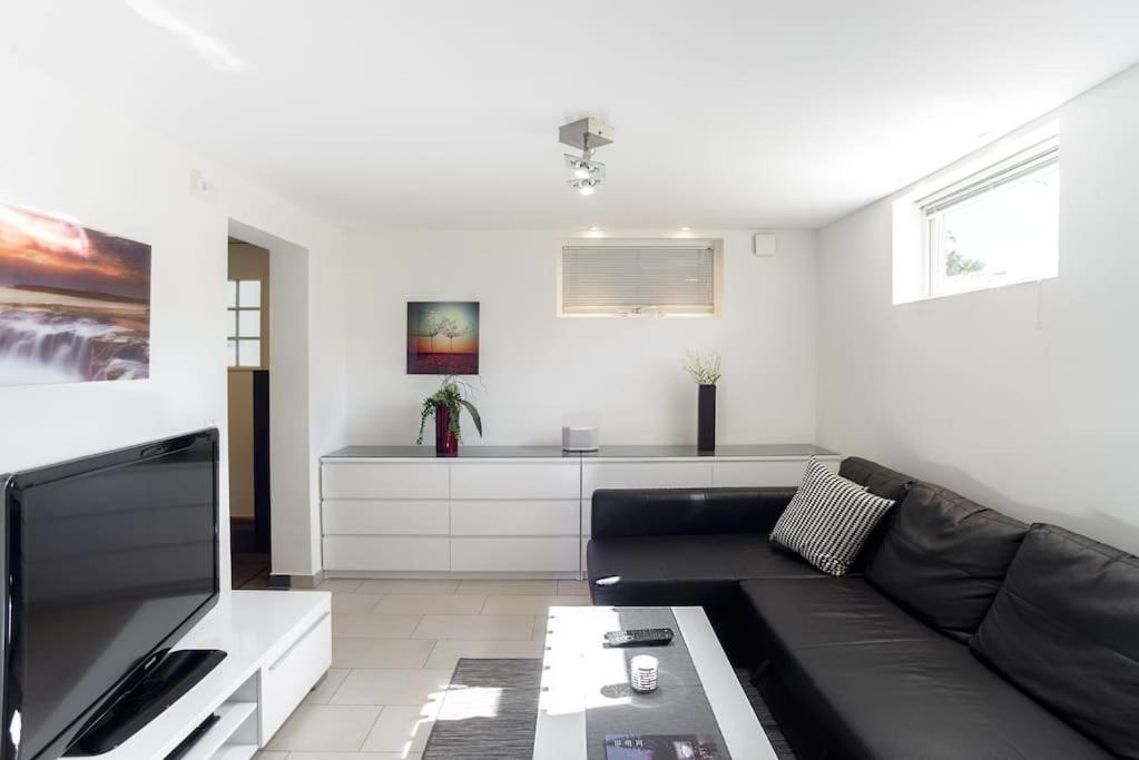Apartment Downtown In Ten - Free Parking Göteborg